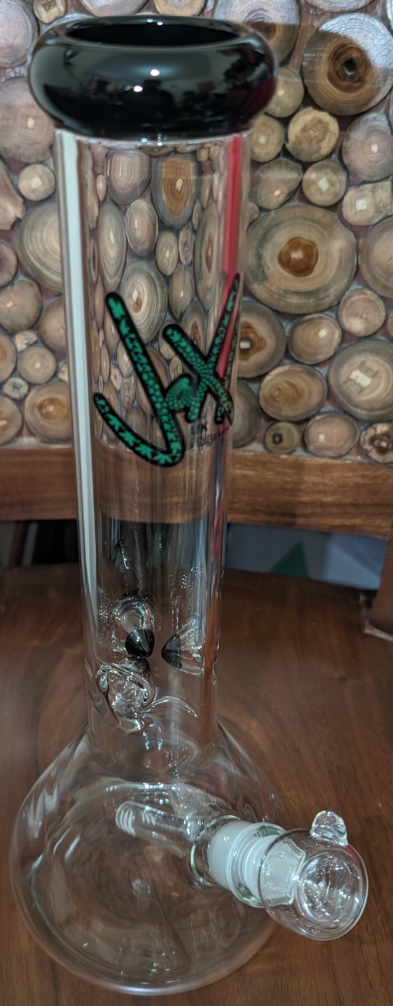 "Jax for good" bong by Chongz 14mm