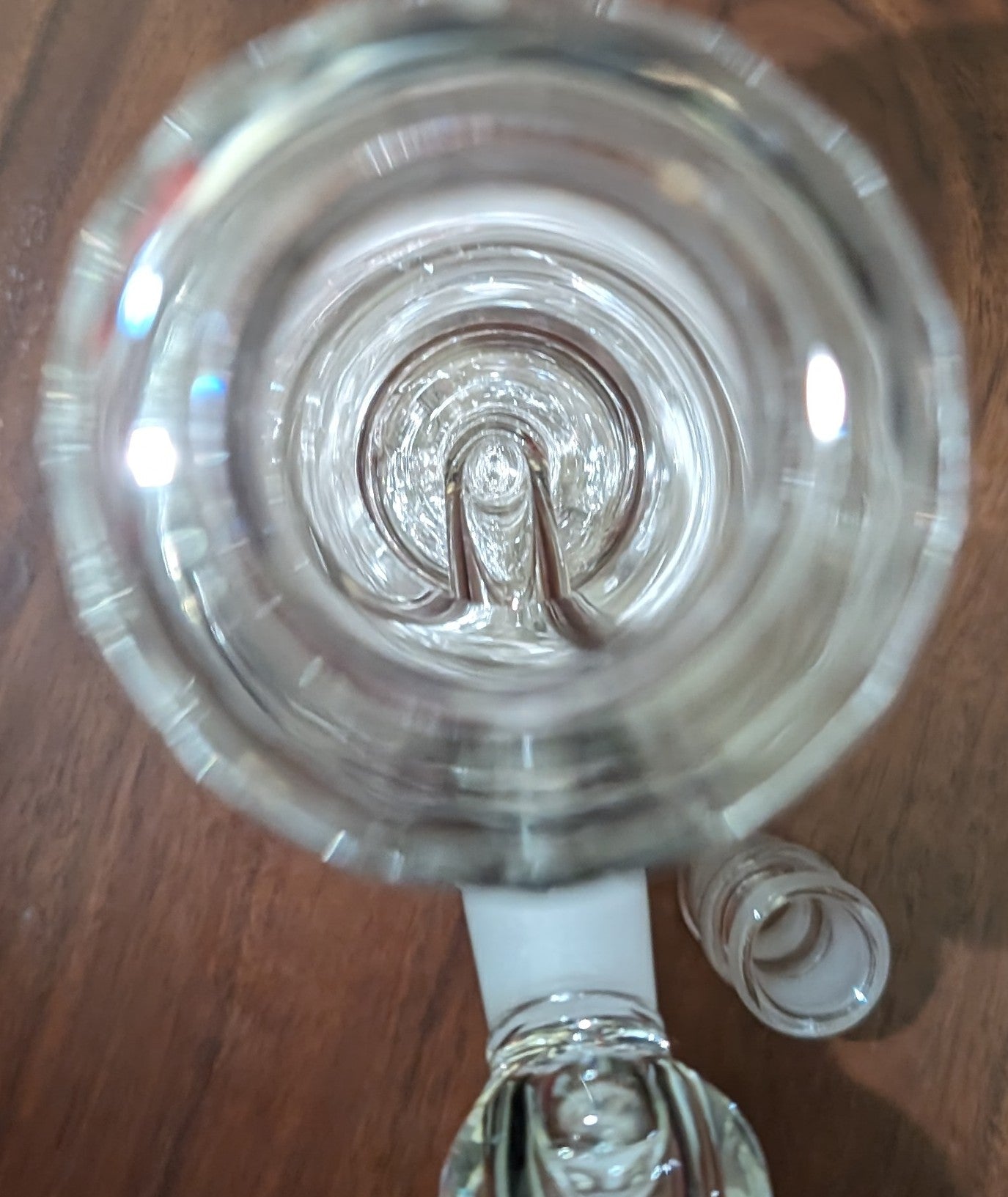 "Crystal Tips" bong by Chongz 18mm